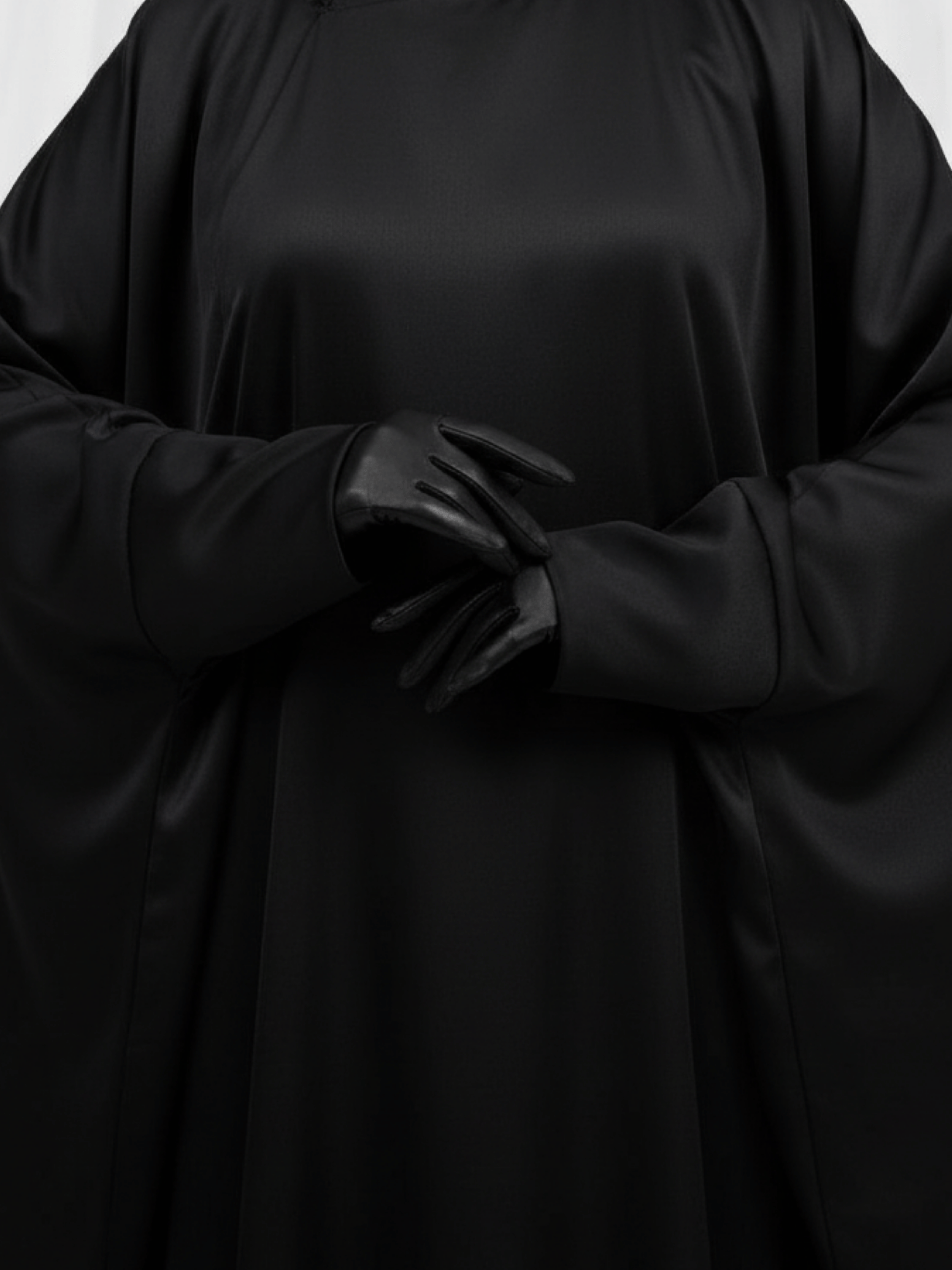 ZW 259 Mariam Black Batwing Abaya – Classic Flowing Design