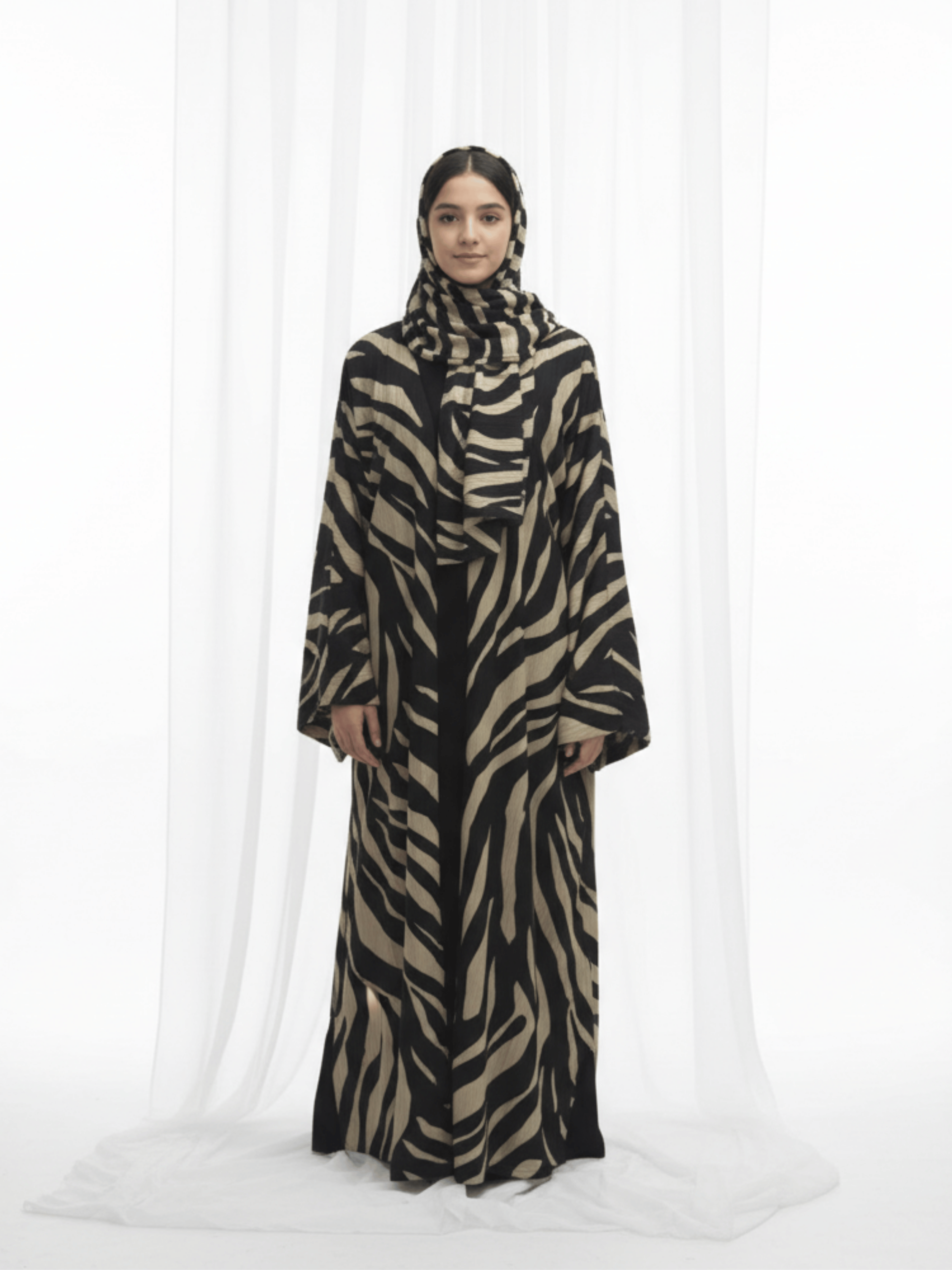 ZW 405 Beige & Black Daraa Outfit | Bold Striped Contrast Daraa for Women